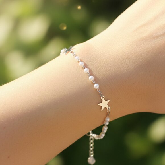 "Trendy Handmade Bracelet – A Thoughtful Gift for Girls & Women | UNVRC1383 - Picture 3 of 3